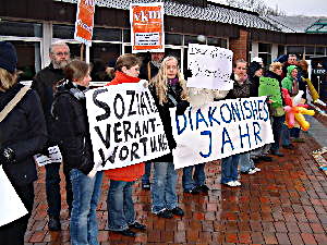 Sparmaßnahmen und Personalabbau